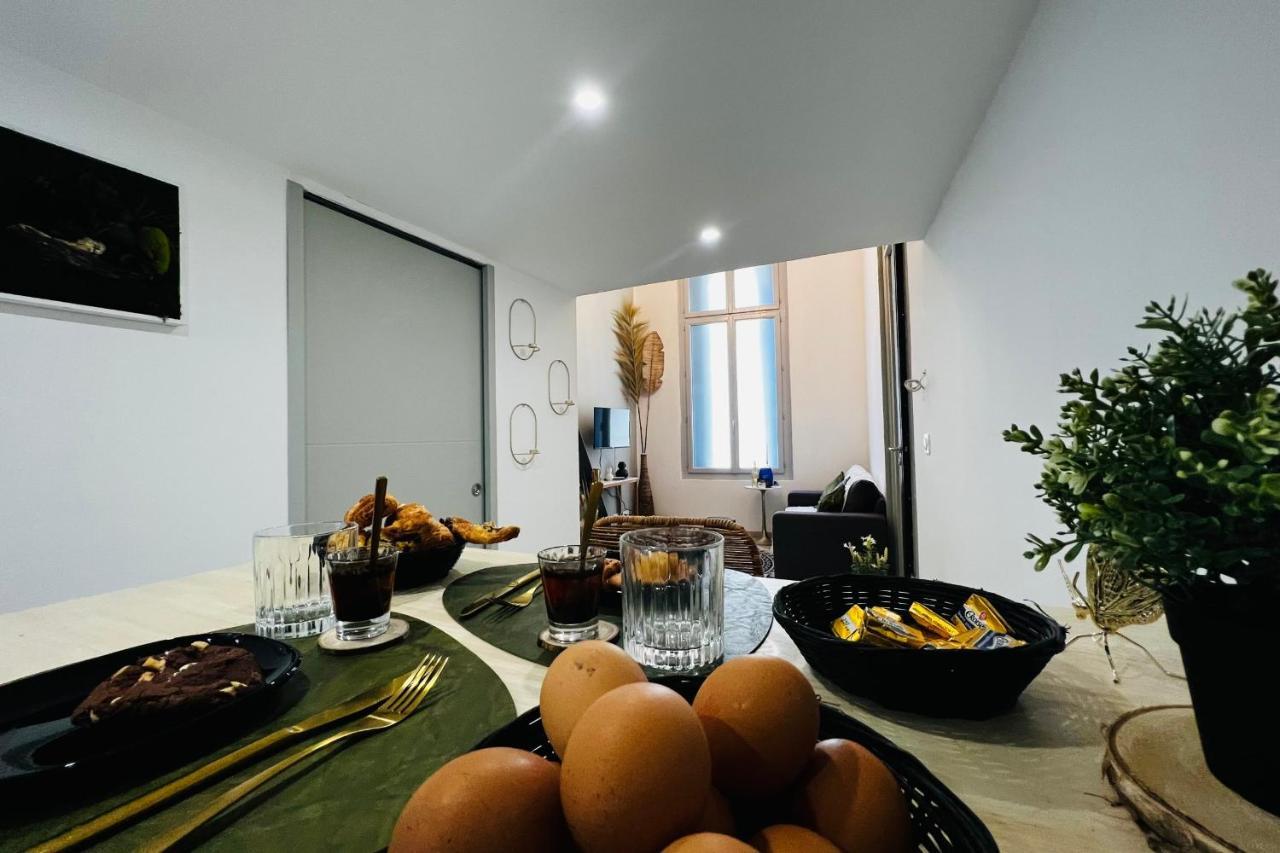 Le Délice - chic&luminous cocoon Apartment Nîmes Exterior foto
